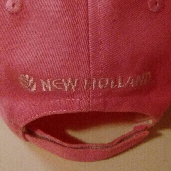 Pink and brown camo New Holland cap - Picture 3 of 4